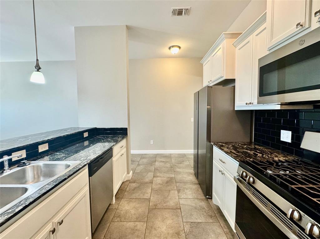 18202 Manera Way Property Photo 14