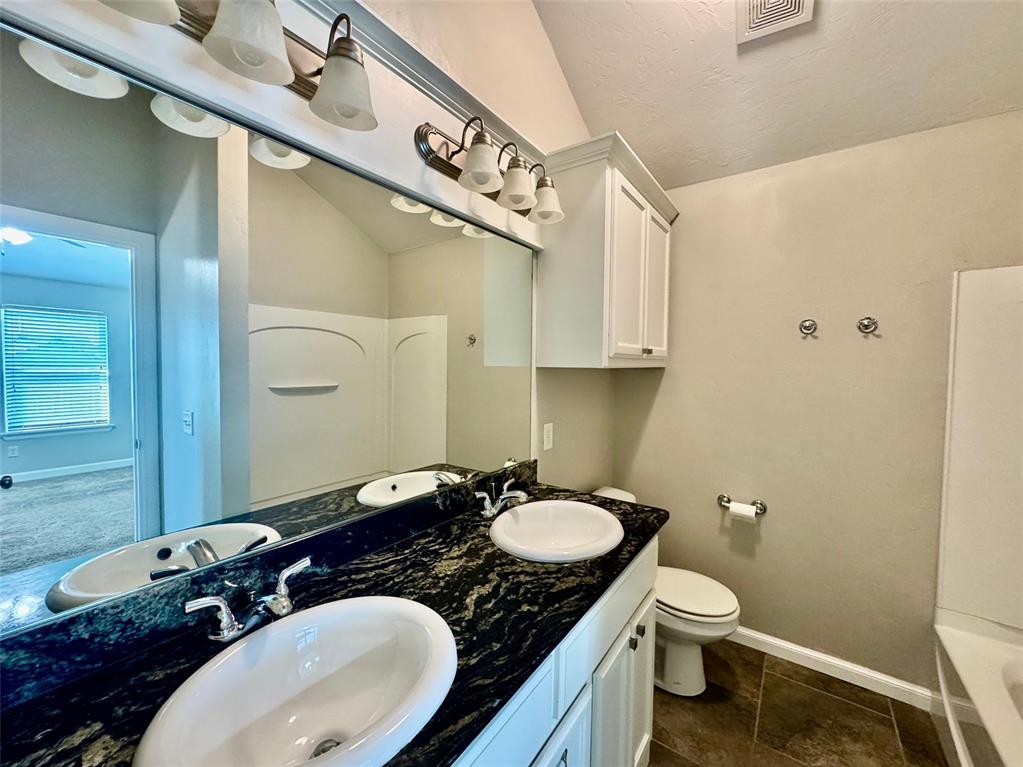 18202 Manera Way Property Photo 27