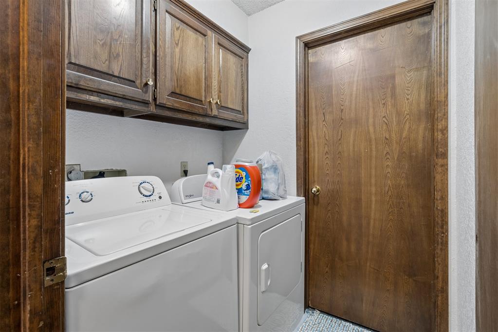 1713 Windhill Avenue Property Photo 23