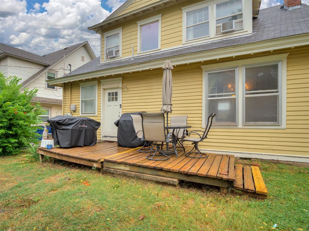623 E Warner Avenue Property Photo 35