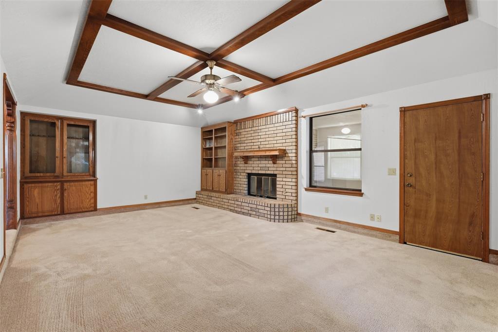 631 S Lariat Drive Property Photo 9