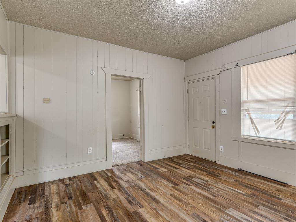 2109 Ne 12th Street Property Photo 6
