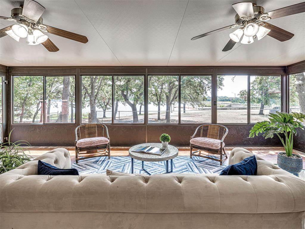 1016 N Shore Drive Property Photo 4