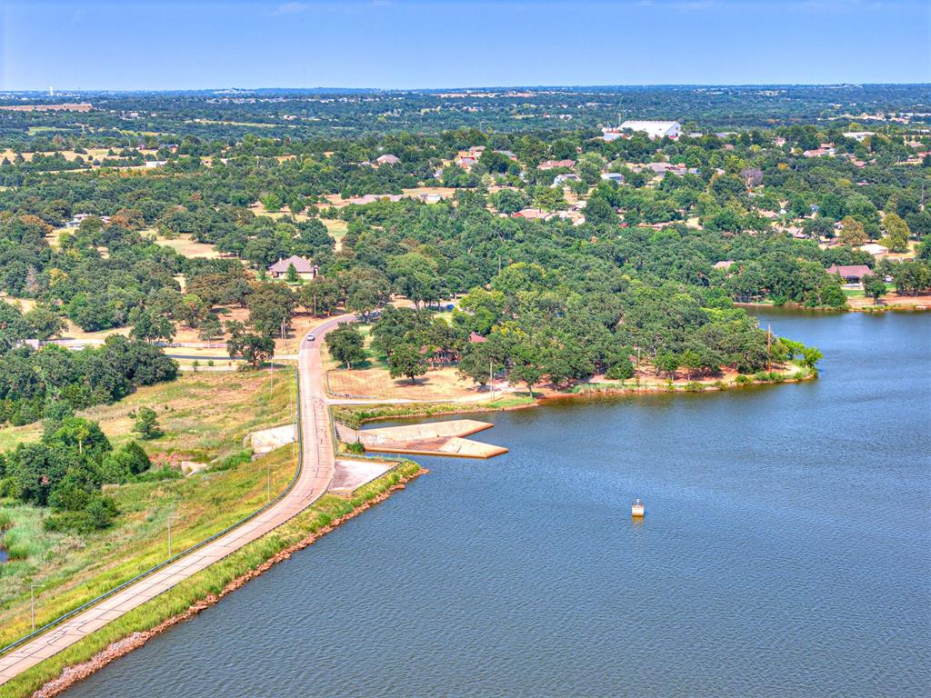 1016 N Shore Drive Property Photo 11