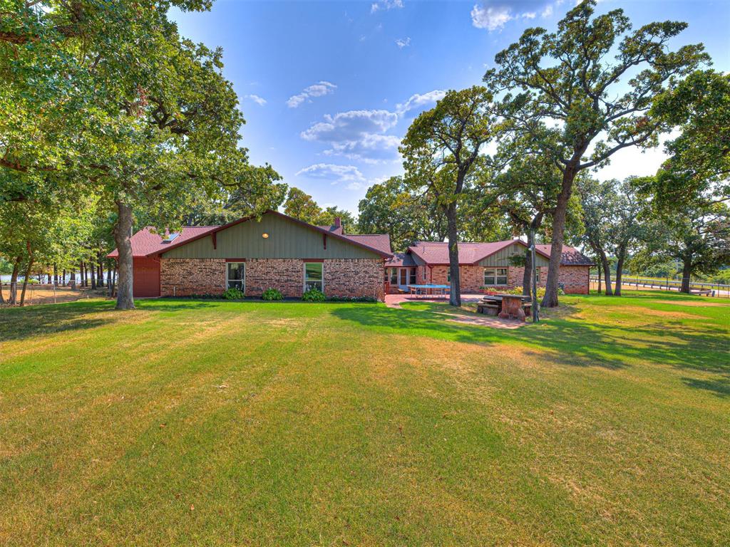 1016 N Shore Drive Property Photo 12