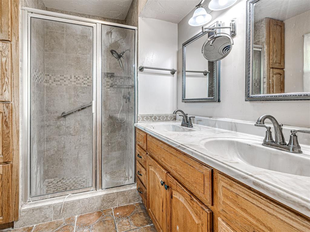 1016 N Shore Drive Property Photo 31