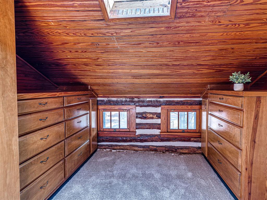 1016 N Shore Drive Property Photo 38
