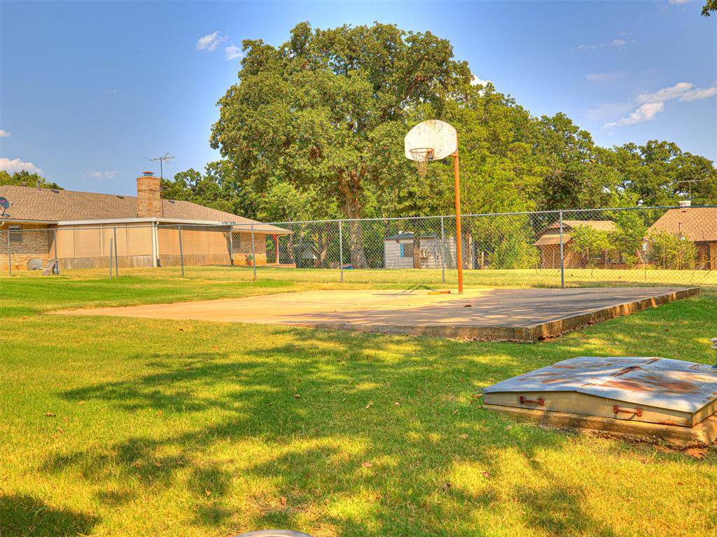 1016 N Shore Drive Property Photo 45