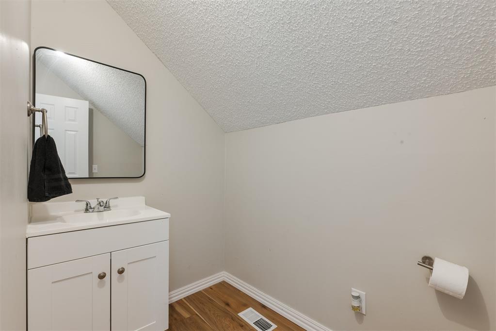 10509 Eagle Lane Property Photo 34