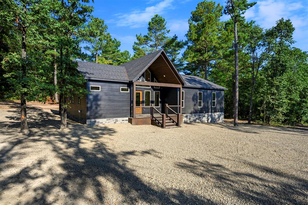 1231 Catfish Bay Road Property Photo 5