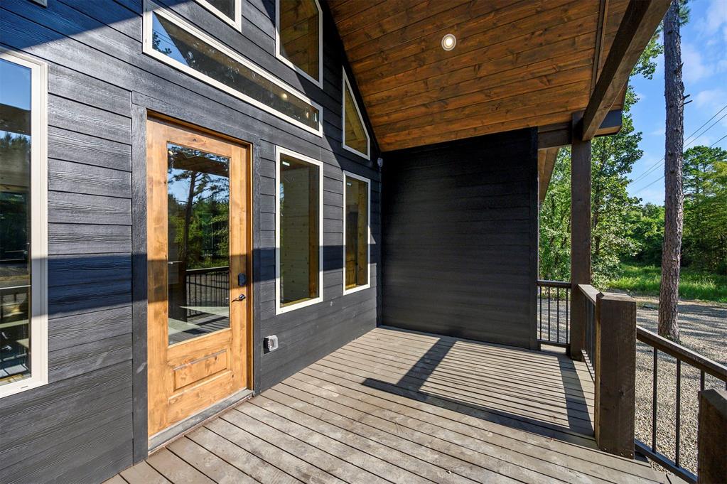 1231 Catfish Bay Road Property Photo 8