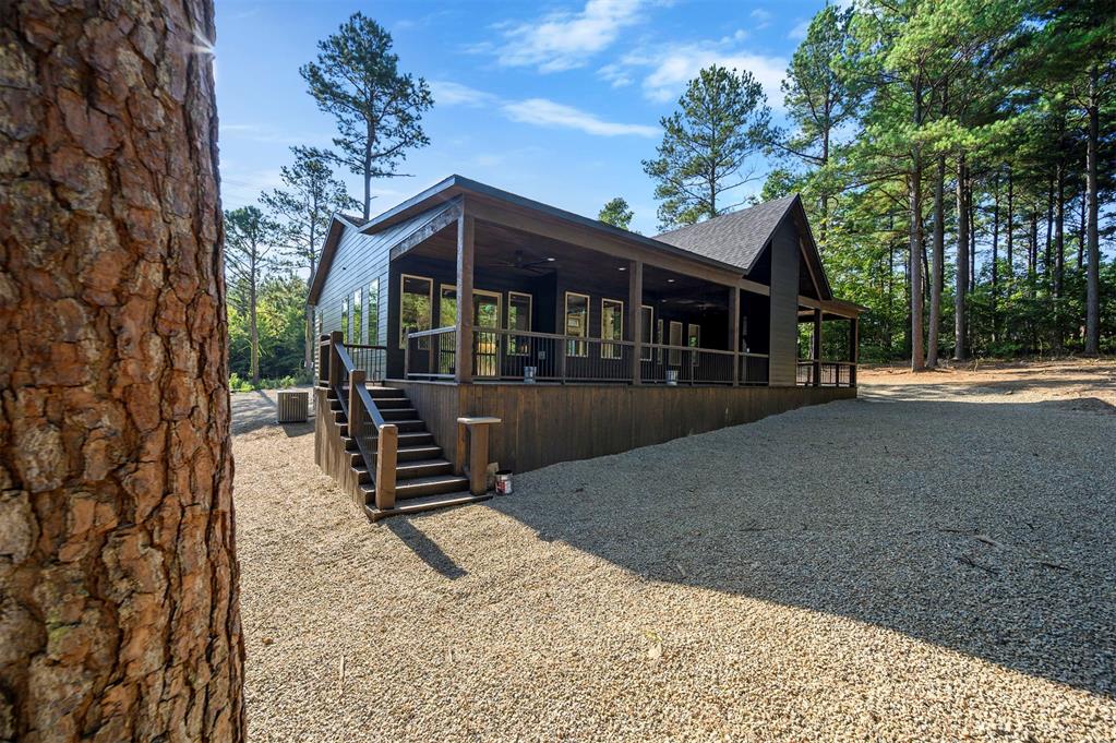 1231 Catfish Bay Road Property Photo 11
