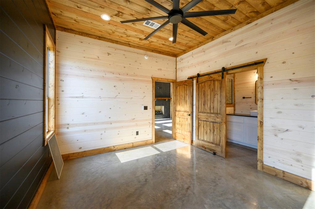 1231 Catfish Bay Road Property Photo 32