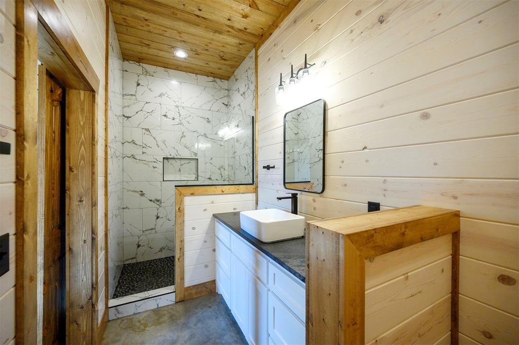 1231 Catfish Bay Road Property Photo 33
