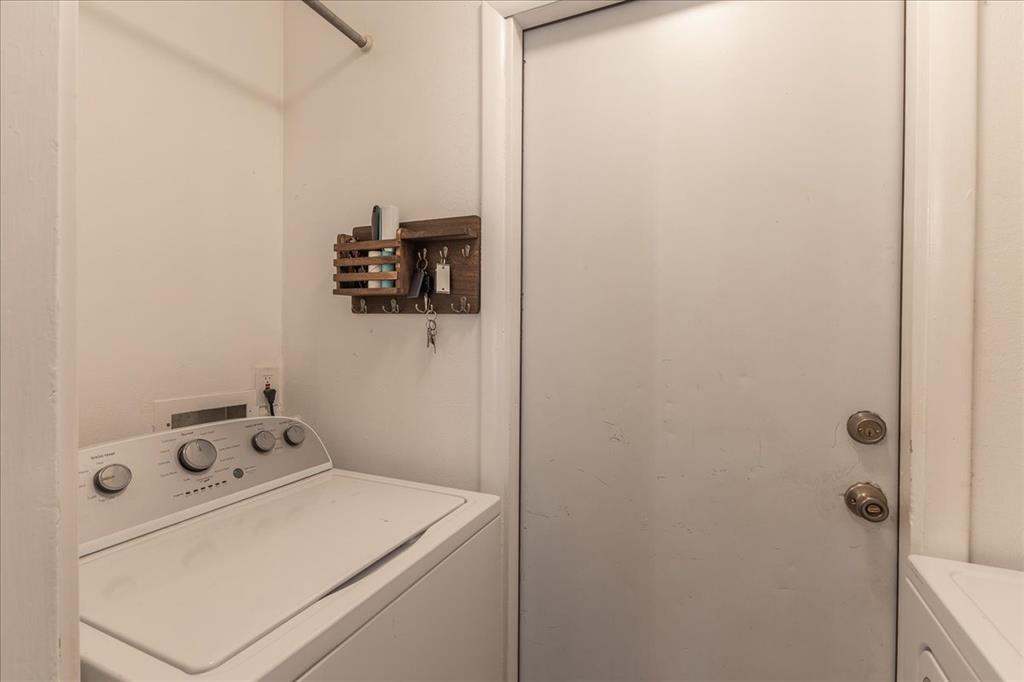 3809 Corbett Drive Property Photo 12