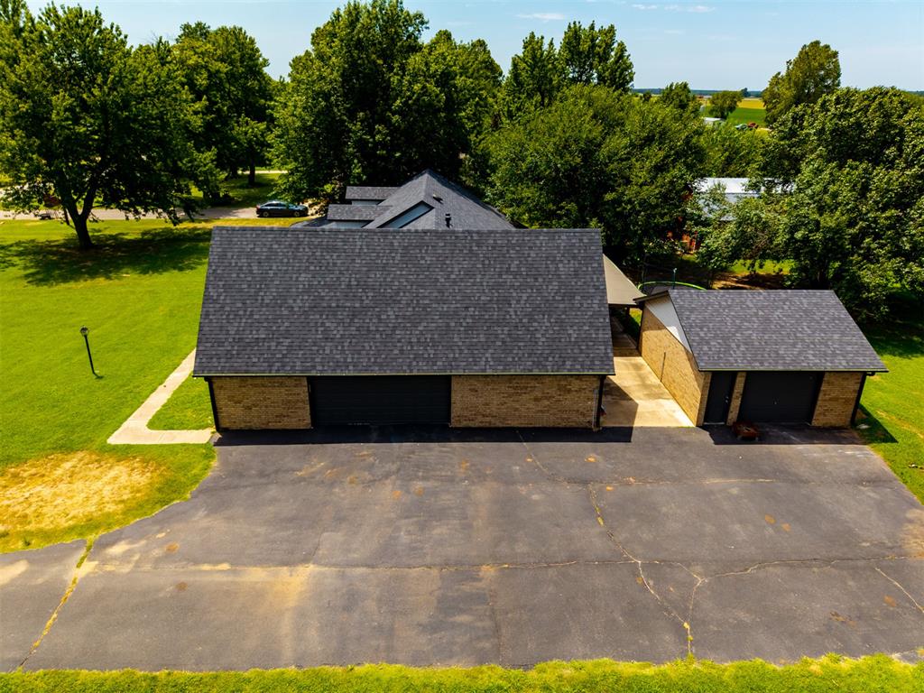 502 Stone Avenue Property Photo 4