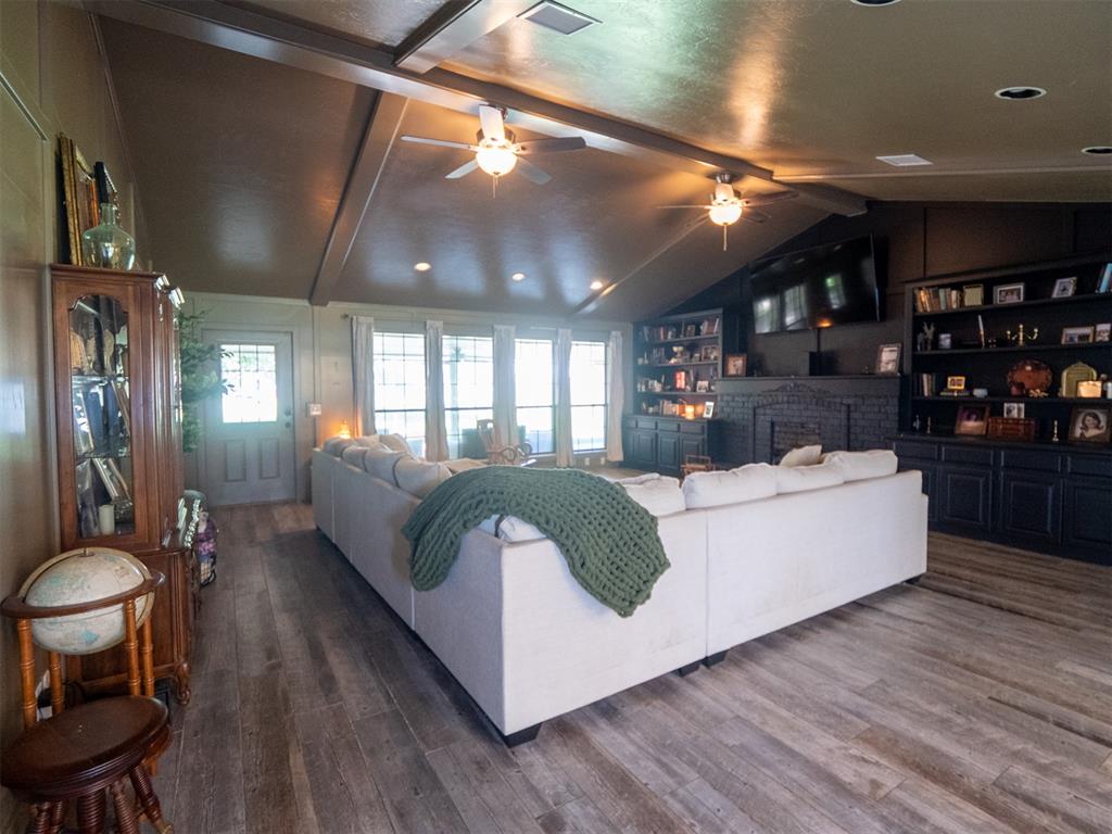 502 Stone Avenue Property Photo 10
