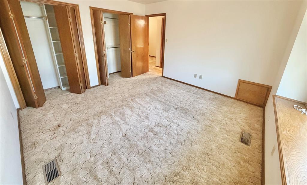 1915 Chisholm Drive Property Photo 6