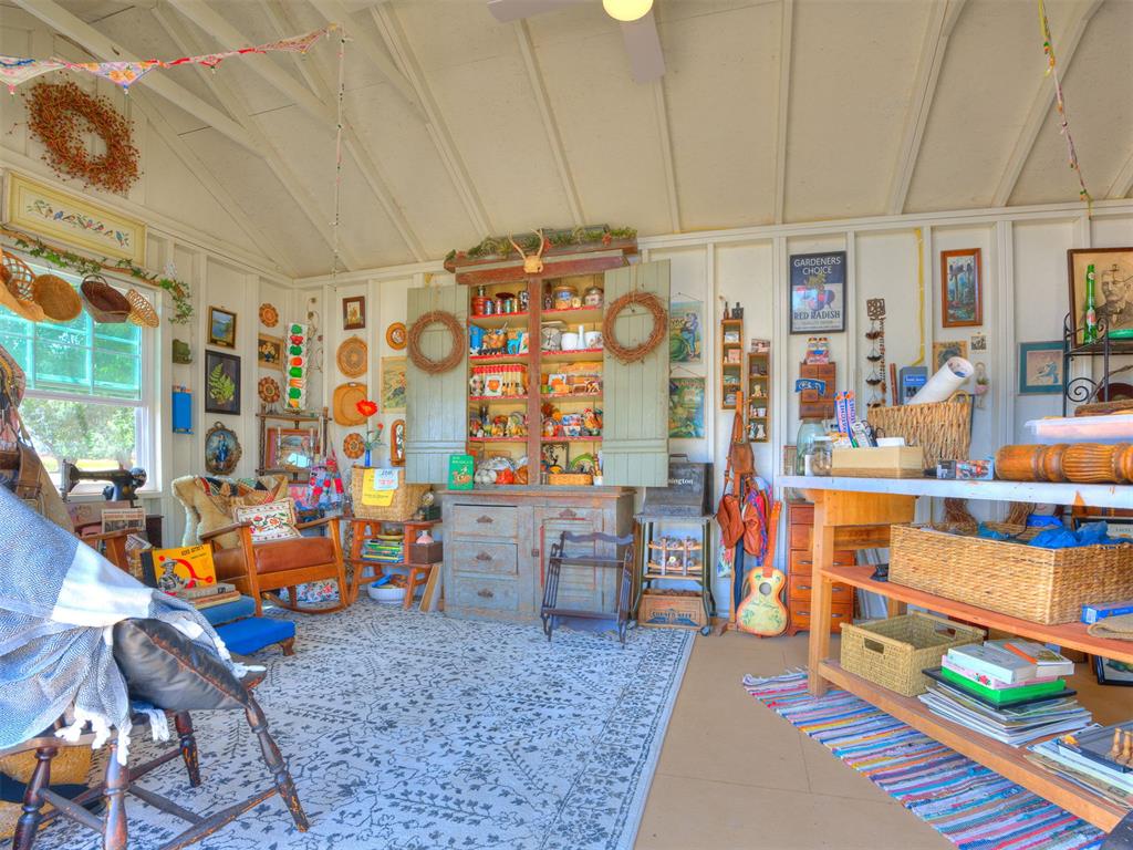 1709 Nw Moffat Road Property Photo 17
