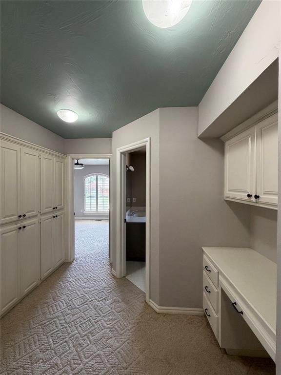 704 Colony Drive Property Photo 3