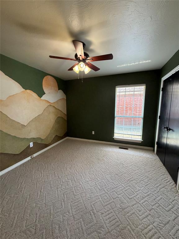 704 Colony Drive Property Photo 4