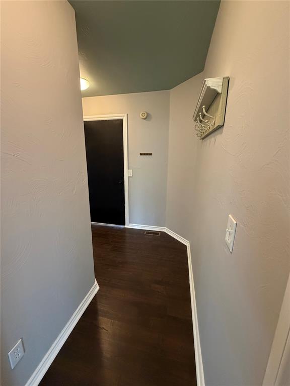 704 Colony Drive Property Photo 10