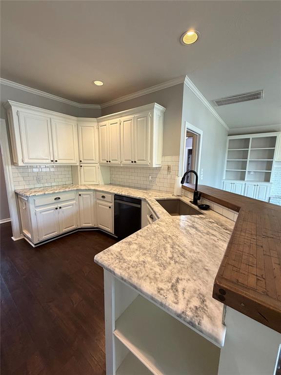 704 Colony Drive Property Photo 13