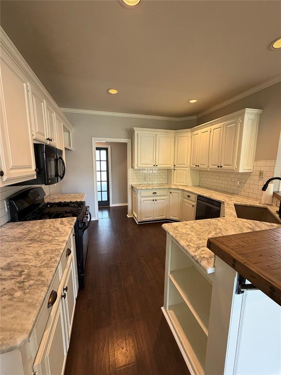 704 Colony Drive Property Photo 14