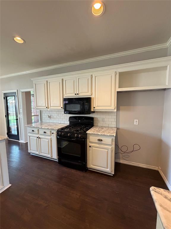 704 Colony Drive Property Photo 19