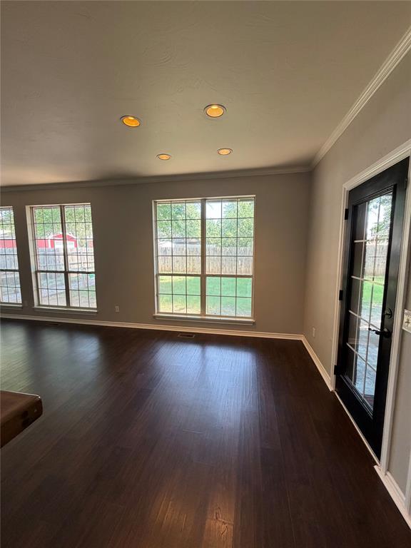 704 Colony Drive Property Photo 20