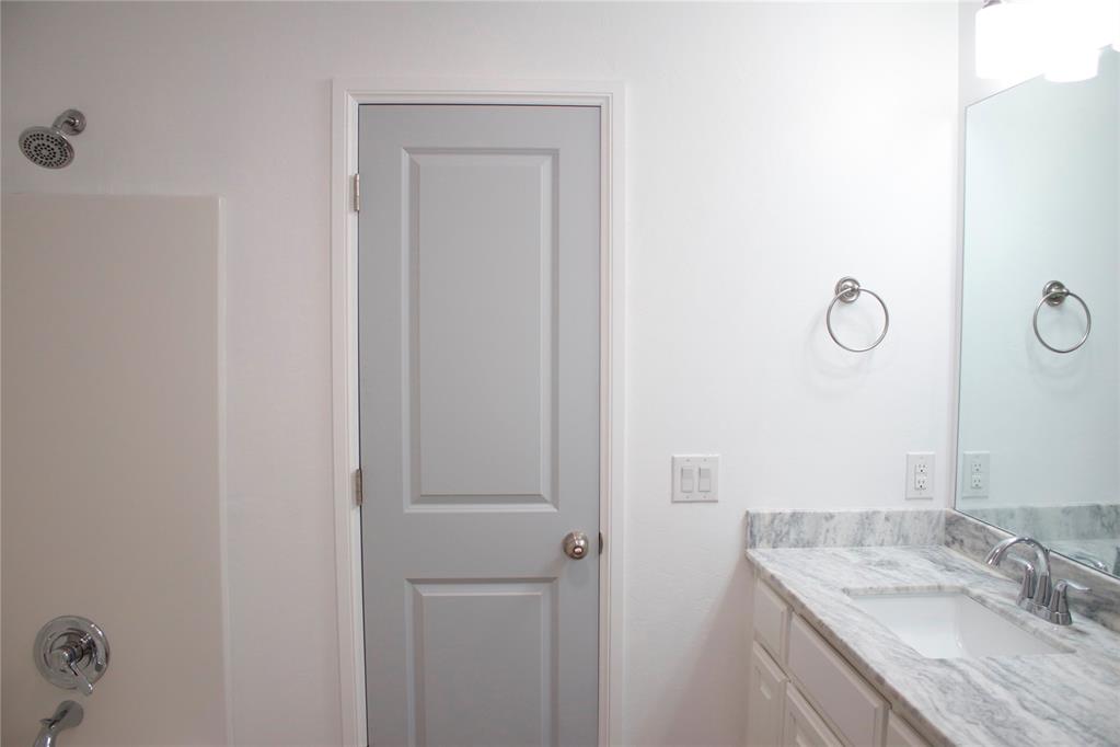 10601 Nw 20th Street Property Photo 17