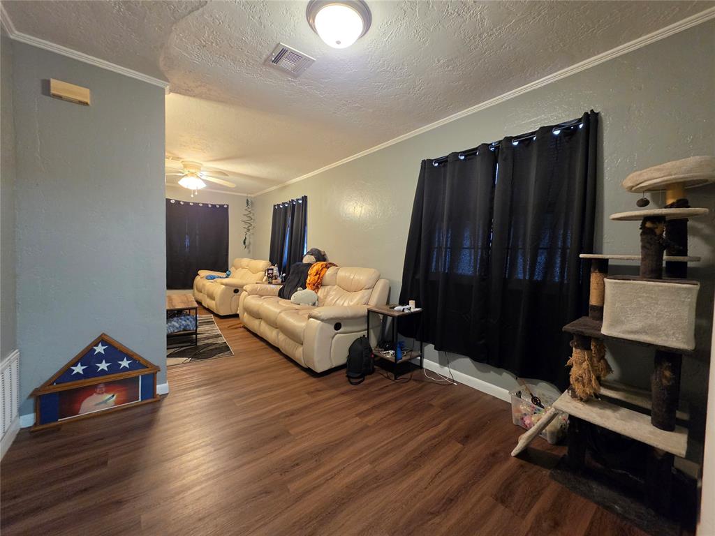 309 N Roosevelt Avenue Property Photo 10