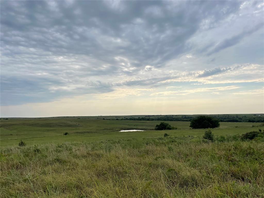 56674 S 35000 Road Property Photo 3