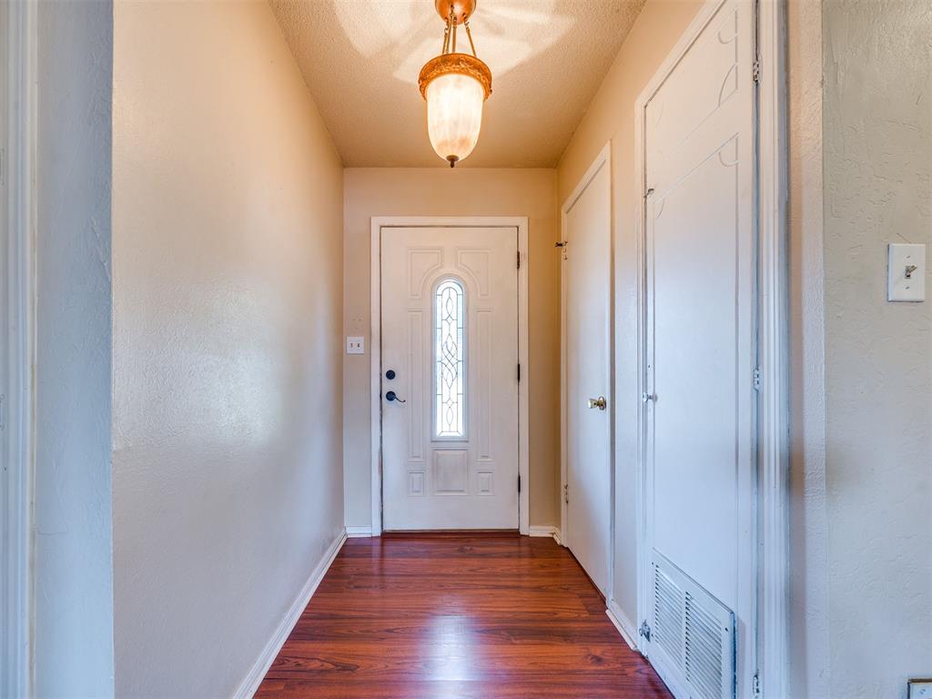 1453 Sw 61st Street Property Photo 6
