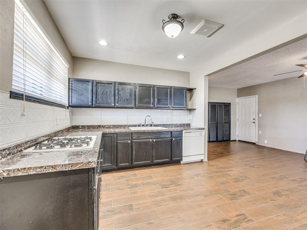1453 Sw 61st Street Property Photo 33