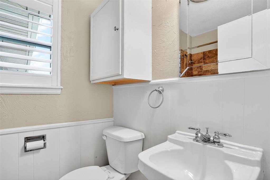 1905 Plymouth Lane Property Photo 27