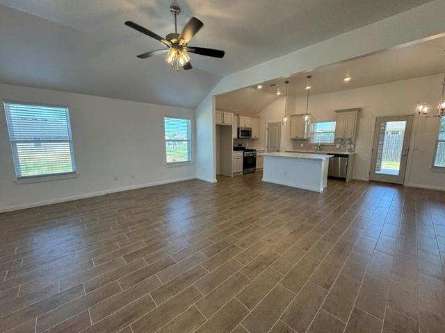 20091 Woodrock Street Property Photo 11