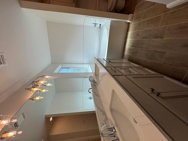 20091 Woodrock Street Property Photo 16