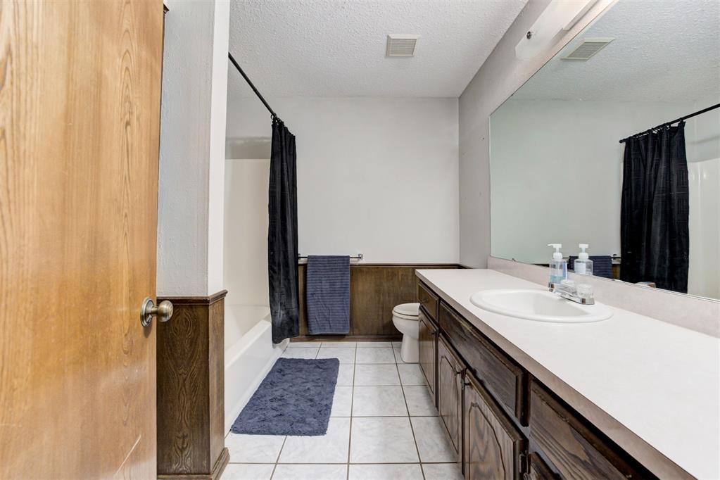 1241 Timber Ridge Drive Property Photo 9