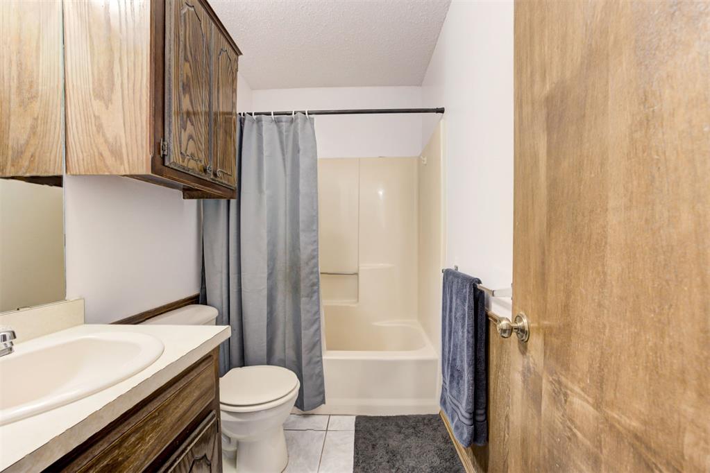1241 Timber Ridge Drive Property Photo 11