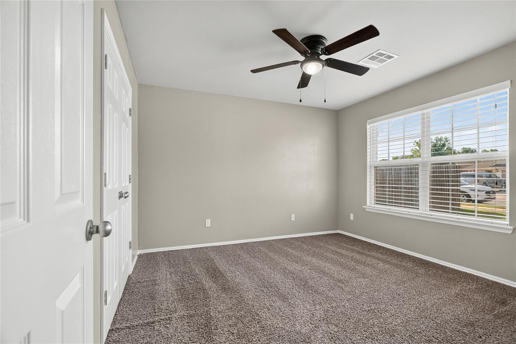 9209 Nw 71st Street Property Photo 10