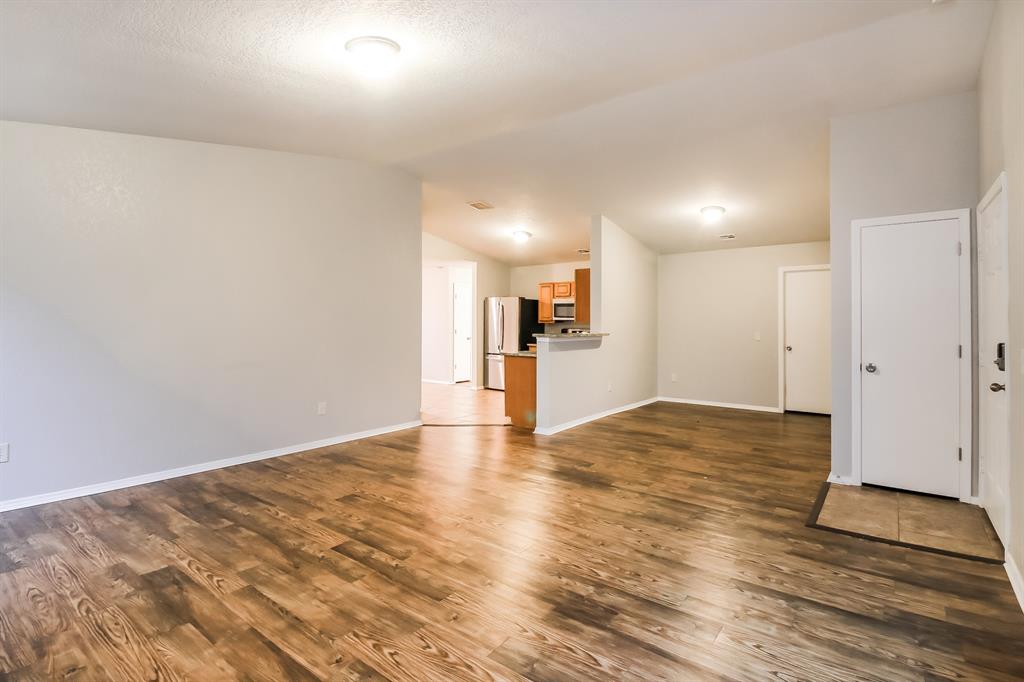 14913 Madder Drive Property Photo 4
