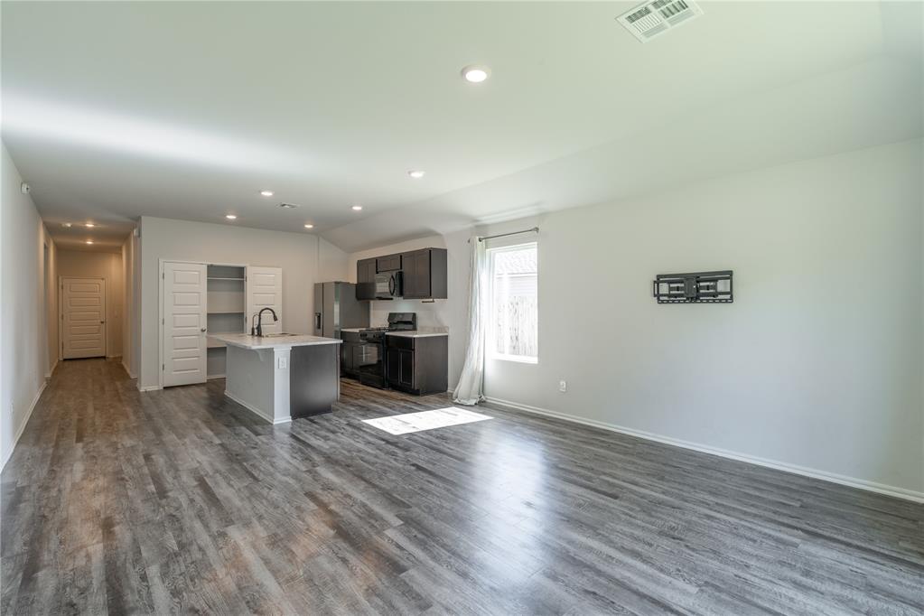 12104 Sw 33rd Street Property Photo 4