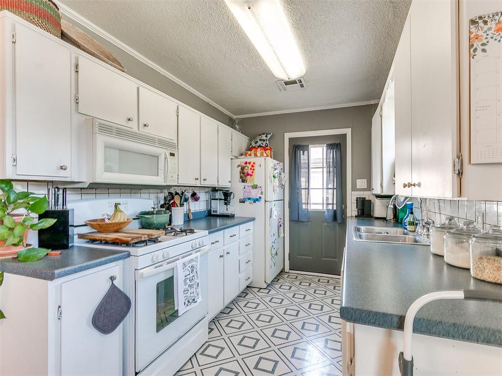 2105 Carlisle Road Property Photo 8
