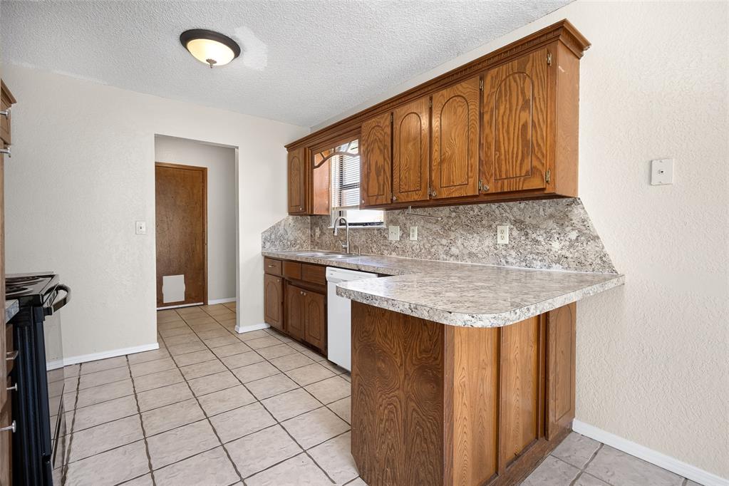 1217 Ne 23rd Street Property Photo 10