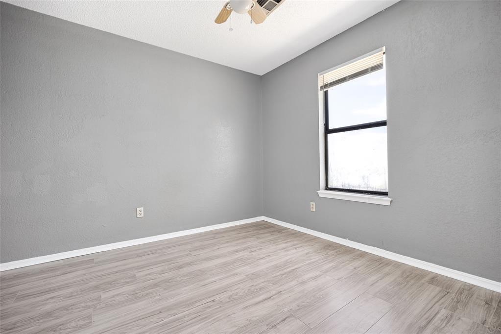 1217 Ne 23rd Street Property Photo 25