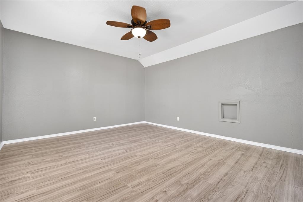 1217 Ne 23rd Street Property Photo 27