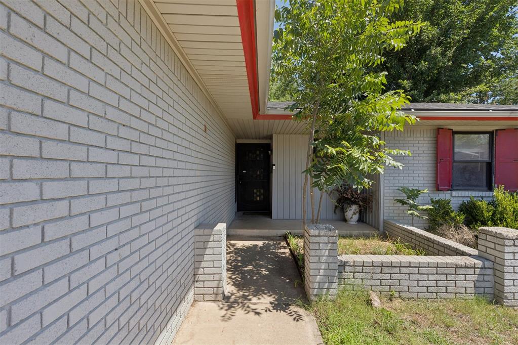 4221 Nw 33rd Street Property Photo 5