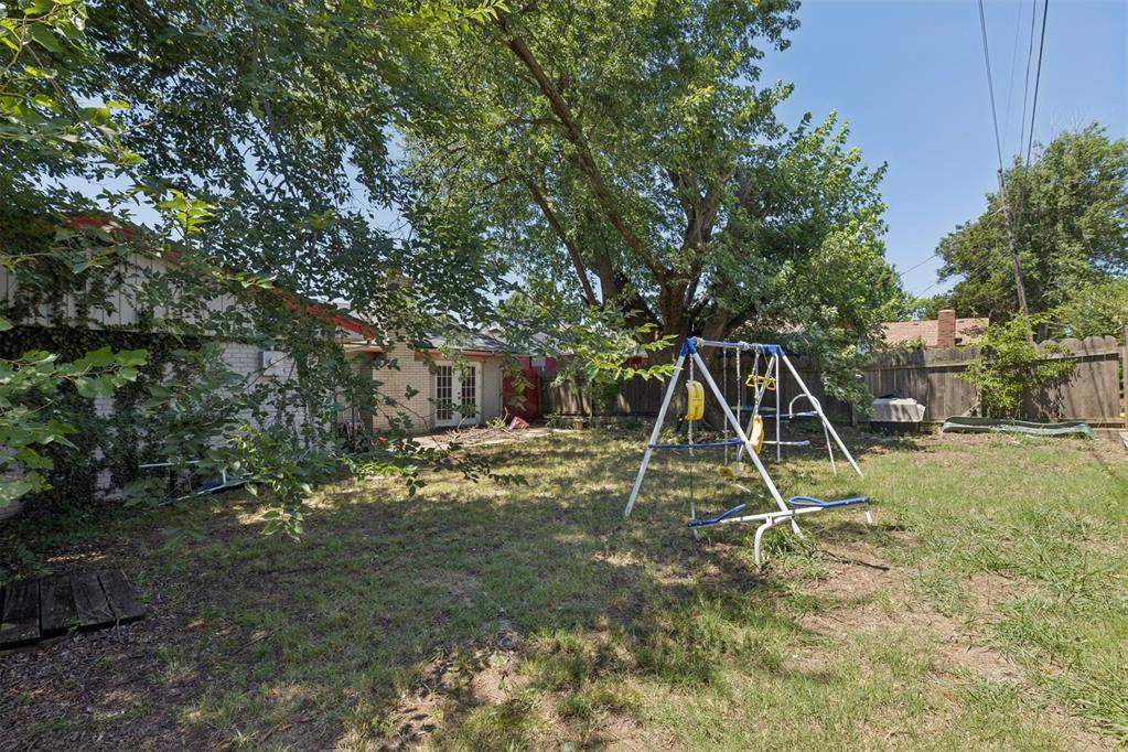 4221 Nw 33rd Street Property Photo 8