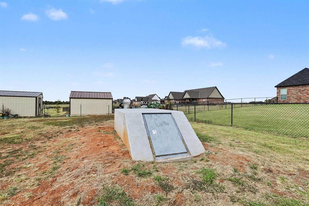 825 S Cimarron Road Property Photo 28